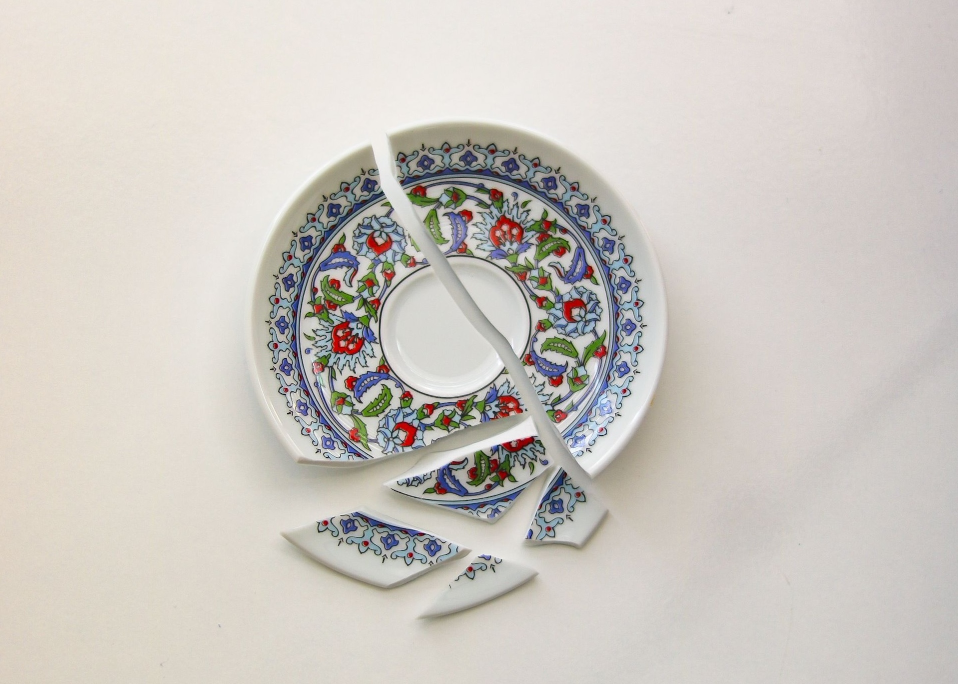Broken plate